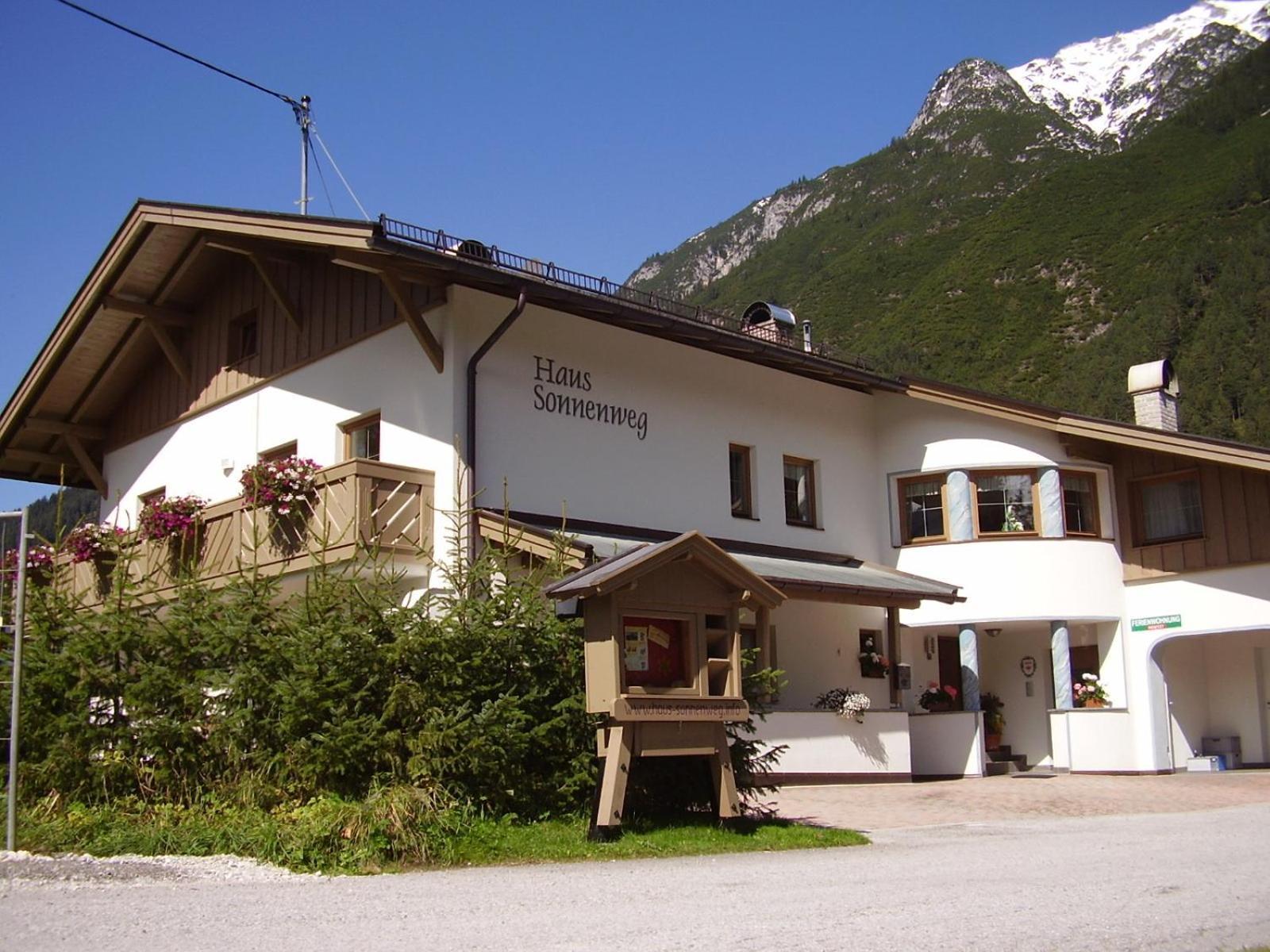 Haus Sonnenweg Apartamento Leutasch Exterior foto